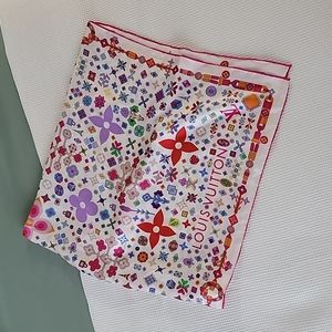 Louis Vuitton Beautiful Silk Scarf